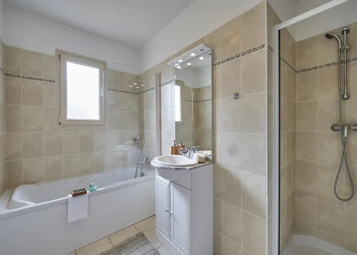 In Near Dordogne River Дом отдыха Lanzac